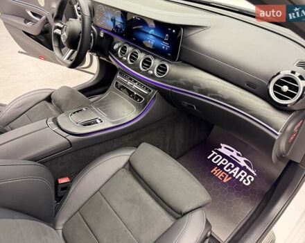 Белый Мерседес Е-Класс, объемом двигателя 1.95 л и пробегом 75 тыс. км за 52999 $, фото 42 на Automoto.ua