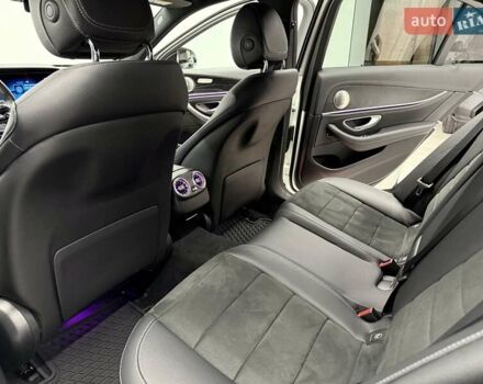 Белый Мерседес Е-Класс, объемом двигателя 1.95 л и пробегом 76 тыс. км за 49990 $, фото 27 на Automoto.ua