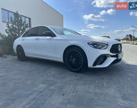 Білий Мерседес Е-Клас, об'ємом двигуна 1.99 л та пробігом 67 тис. км за 59000 $, фото 3 на Automoto.ua