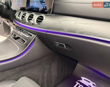 Белый Мерседес Е-Класс, объемом двигателя 1.95 л и пробегом 75 тыс. км за 52999 $, фото 51 на Automoto.ua