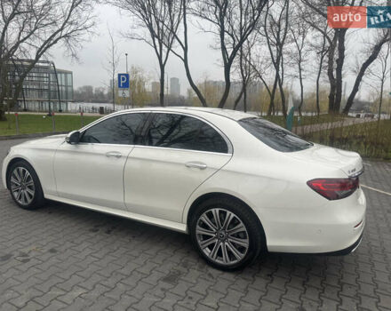 Белый Мерседес Е-Класс, объемом двигателя 3 л и пробегом 27 тыс. км за 59999 $, фото 10 на Automoto.ua