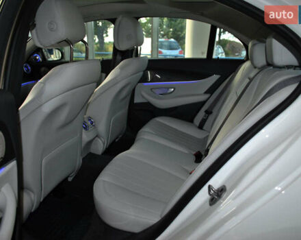 Мерседес Е-Класс 2022 в Ровно на Automoto.ua Белый Мерседес Е-Класс, объемом двигателя 1.99 л и пробегом 37 тыс. км за 47500 $, фото 33 на Automoto.ua