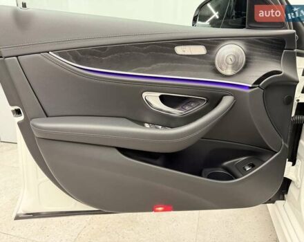 Белый Мерседес Е-Класс, объемом двигателя 1.95 л и пробегом 76 тыс. км за 49990 $, фото 18 на Automoto.ua