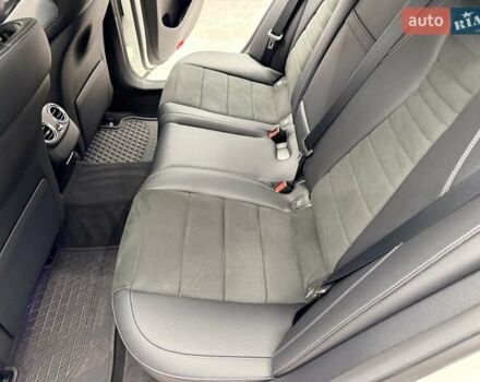 Белый Мерседес Е-Класс, объемом двигателя 1.95 л и пробегом 75 тыс. км за 52999 $, фото 33 на Automoto.ua