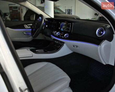 Мерседес Е-Класс 2022 в Ровно на Automoto.ua Белый Мерседес Е-Класс, объемом двигателя 1.99 л и пробегом 37 тыс. км за 47500 $, фото 43 на Automoto.ua