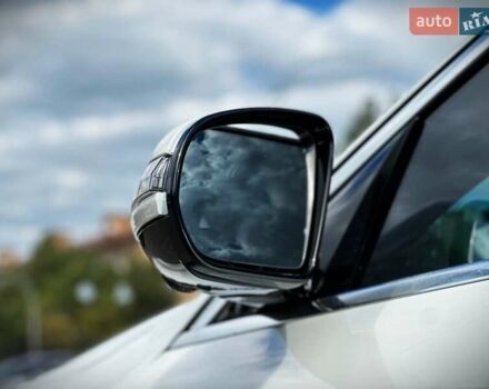 Белый Мерседес Е-Класс, объемом двигателя 3 л и пробегом 20 тыс. км за 55555 $, фото 11 на Automoto.ua