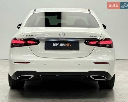 Белый Мерседес Е-Класс, объемом двигателя 1.95 л и пробегом 75 тыс. км за 52999 $, фото 10 на Automoto.ua