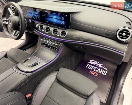 Белый Мерседес Е-Класс, объемом двигателя 1.95 л и пробегом 75 тыс. км за 52999 $, фото 43 на Automoto.ua