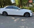 Белый Мерседес Е-Класс, объемом двигателя 2 л и пробегом 65 тыс. км за 58490 $, фото 3 на Automoto.ua