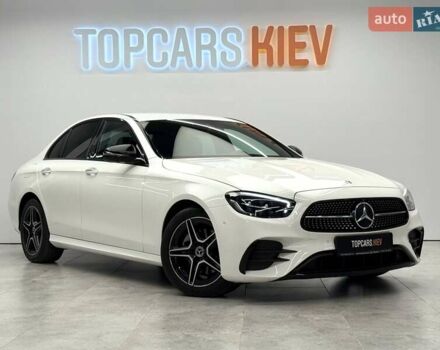 Белый Мерседес Е-Класс, объемом двигателя 1.95 л и пробегом 75 тыс. км за 52999 $, фото 2 на Automoto.ua