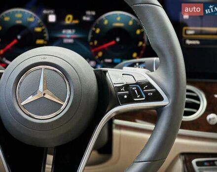 Белый Мерседес Е-Класс, объемом двигателя 3 л и пробегом 20 тыс. км за 55555 $, фото 44 на Automoto.ua