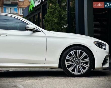Белый Мерседес Е-Класс, объемом двигателя 3 л и пробегом 20 тыс. км за 55555 $, фото 7 на Automoto.ua