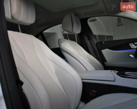 Мерседес Е-Класс 2022 в Ровно на Automoto.ua Белый Мерседес Е-Класс, объемом двигателя 1.99 л и пробегом 37 тыс. км за 47500 $, фото 45 на Automoto.ua
