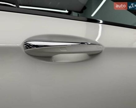 Белый Мерседес Е-Класс, объемом двигателя 1.95 л и пробегом 76 тыс. км за 49990 $, фото 56 на Automoto.ua