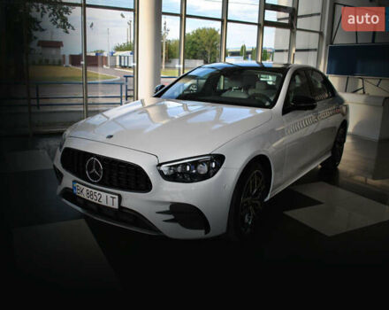 Мерседес Е-Класс 2022 в Ровно на Automoto.ua Белый Мерседес Е-Класс, объемом двигателя 1.99 л и пробегом 37 тыс. км за 47500 $, фото 9 на Automoto.ua