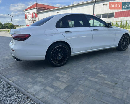 Білий Мерседес Е-Клас, об'ємом двигуна 1.99 л та пробігом 67 тис. км за 59000 $, фото 12 на Automoto.ua