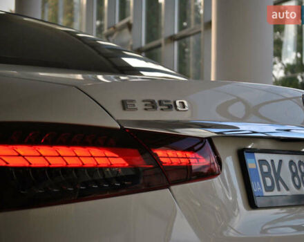 Мерседес Е-Класс 2022 в Ровно на Automoto.ua Белый Мерседес Е-Класс, объемом двигателя 1.99 л и пробегом 37 тыс. км за 47500 $, фото 17 на Automoto.ua