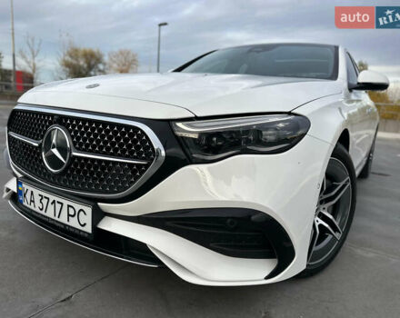 Белый Мерседес Е-Класс, объемом двигателя 1.99 л и пробегом 18 тыс. км за 98000 $, фото 26 на Automoto.ua