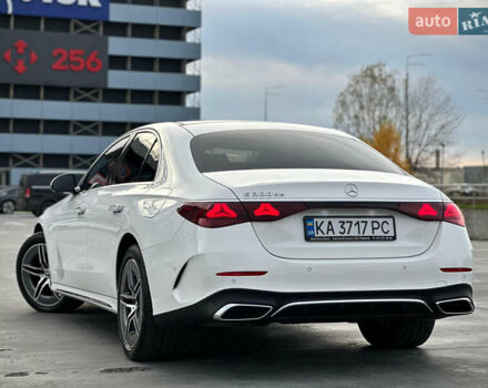 Белый Мерседес Е-Класс, объемом двигателя 1.99 л и пробегом 18 тыс. км за 98000 $, фото 13 на Automoto.ua