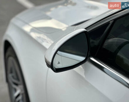 Белый Мерседес Е-Класс, объемом двигателя 1.99 л и пробегом 18 тыс. км за 98000 $, фото 28 на Automoto.ua