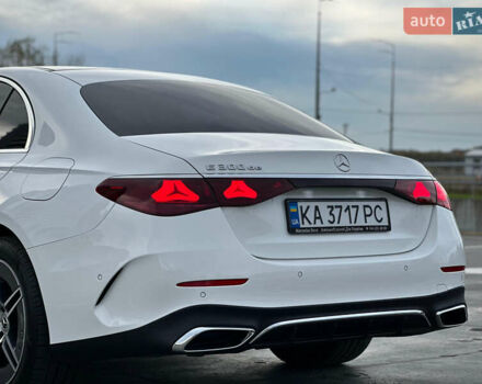 Белый Мерседес Е-Класс, объемом двигателя 1.99 л и пробегом 18 тыс. км за 98000 $, фото 29 на Automoto.ua