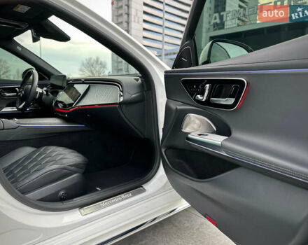 Белый Мерседес Е-Класс, объемом двигателя 1.99 л и пробегом 18 тыс. км за 98000 $, фото 63 на Automoto.ua