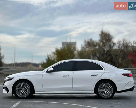 Белый Мерседес Е-Класс, объемом двигателя 1.99 л и пробегом 18 тыс. км за 98000 $, фото 31 на Automoto.ua