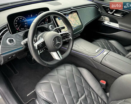 Белый Мерседес Е-Класс, объемом двигателя 1.99 л и пробегом 18 тыс. км за 98000 $, фото 55 на Automoto.ua