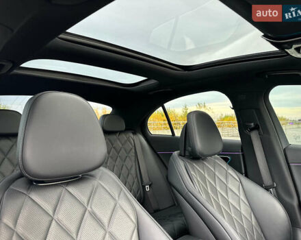 Белый Мерседес Е-Класс, объемом двигателя 1.99 л и пробегом 18 тыс. км за 98000 $, фото 64 на Automoto.ua