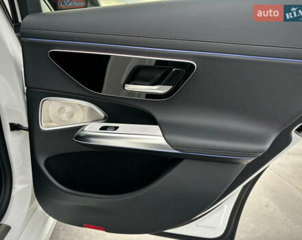 Белый Мерседес Е-Класс, объемом двигателя 1.99 л и пробегом 18 тыс. км за 98000 $, фото 83 на Automoto.ua