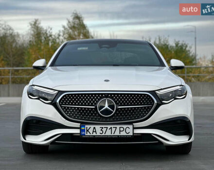 Белый Мерседес Е-Класс, объемом двигателя 1.99 л и пробегом 18 тыс. км за 98000 $, фото 36 на Automoto.ua