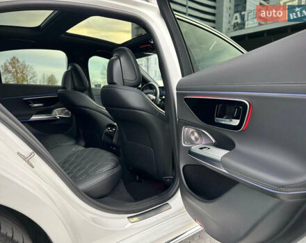 Белый Мерседес Е-Класс, объемом двигателя 1.99 л и пробегом 18 тыс. км за 98000 $, фото 75 на Automoto.ua