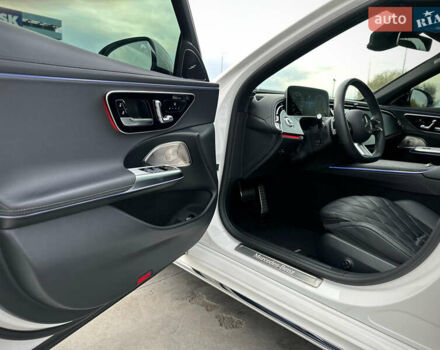 Белый Мерседес Е-Класс, объемом двигателя 1.99 л и пробегом 18 тыс. км за 98000 $, фото 53 на Automoto.ua