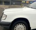 Білий Мерседес Е-Клас, об'ємом двигуна 2.5 л та пробігом 0 тис. км за 2700 $, фото 1 на Automoto.ua