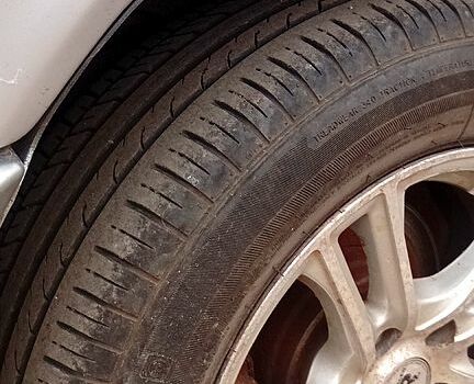 Белый Мерседес Е-Класс, объемом двигателя 2.2 л и пробегом 511 тыс. км за 3750 $, фото 5 на Automoto.ua