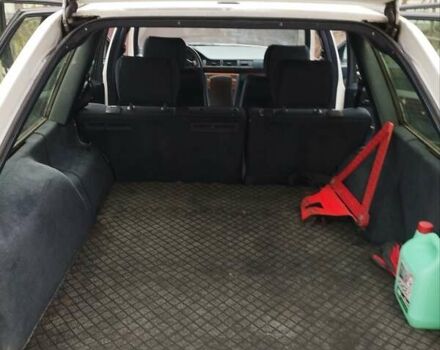 Мерседес Е-Класс 1995 в Луцке на Automoto.ua Белый Мерседес Е-Класс, объемом двигателя 2.5 л и пробегом 515 тыс. км за 3200 $, фото 9 на Automoto.ua