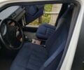 Мерседес Е-Класс 1995 в Луцке на Automoto.ua Белый Мерседес Е-Класс, объемом двигателя 2.5 л и пробегом 515 тыс. км за 3200 $, фото 15 на Automoto.ua