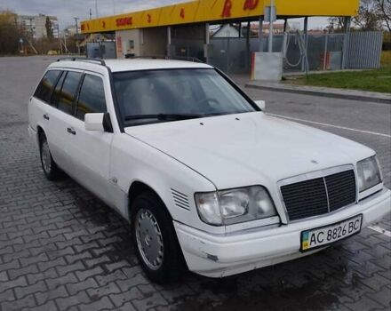 Мерседес Е-Класс 1995 в Луцке на Automoto.ua Белый Мерседес Е-Класс, объемом двигателя 2.5 л и пробегом 515 тыс. км за 3200 $, фото 8 на Automoto.ua