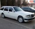 Белый Мерседес Е-Класс, объемом двигателя 2.2 л и пробегом 600 тыс. км за 2099 $, фото 12 на Automoto.ua