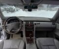Белый Мерседес Е-Класс, объемом двигателя 3.2 л и пробегом 470 тыс. км за 3550 $, фото 9 на Automoto.ua
