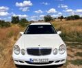 Белый Мерседес Е-Класс, объемом двигателя 2.2 л и пробегом 700 тыс. км за 3000 $, фото 1 на Automoto.ua