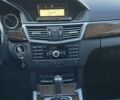 Белый Мерседес Е-Класс, объемом двигателя 2.14 л и пробегом 255 тыс. км за 11000 $, фото 8 на Automoto.ua