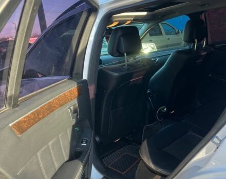 Белый Мерседес Е-Класс, объемом двигателя 2.1 л и пробегом 500 тыс. км за 7500 $, фото 4 на Automoto.ua