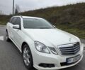 Белый Мерседес Е-Класс, объемом двигателя 2.14 л и пробегом 256 тыс. км за 12800 $, фото 1 на Automoto.ua