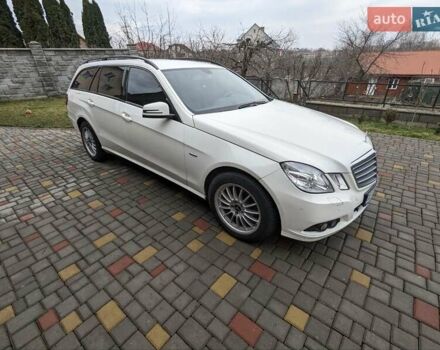 Білий Мерседес Е-Клас, об'ємом двигуна 2.14 л та пробігом 237 тис. км за 11500 $, фото 3 на Automoto.ua