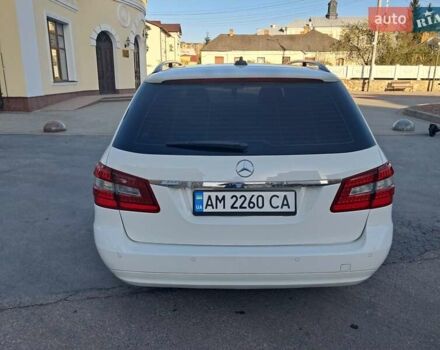 Білий Мерседес Е-Клас, об'ємом двигуна 2.14 л та пробігом 246 тис. км за 12450 $, фото 2 на Automoto.ua