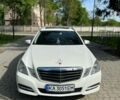 Білий Мерседес Е-Клас, об'ємом двигуна 2.2 л та пробігом 335 тис. км за 13550 $, фото 1 на Automoto.ua
