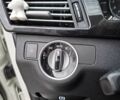 Белый Мерседес Е-Класс, объемом двигателя 2.1 л и пробегом 305 тыс. км за 13000 $, фото 17 на Automoto.ua