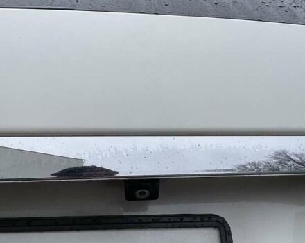 Белый Мерседес Е-Класс, объемом двигателя 3 л и пробегом 289 тыс. км за 12483 $, фото 1 на Automoto.ua