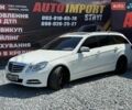 Белый Мерседес Е-Класс, объемом двигателя 2.14 л и пробегом 400 тыс. км за 11700 $, фото 2 на Automoto.ua